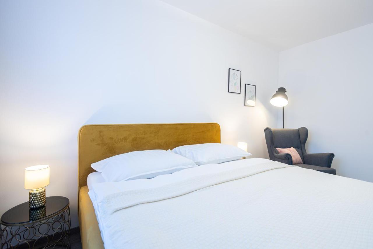אוסטרבה Nova Karolina Apartment מראה חיצוני תמונה